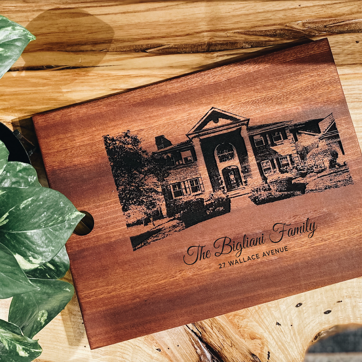 Personalized Oak or Walnut Custom Cutting Board, Engraved Cut Board for  Wedding Gift 